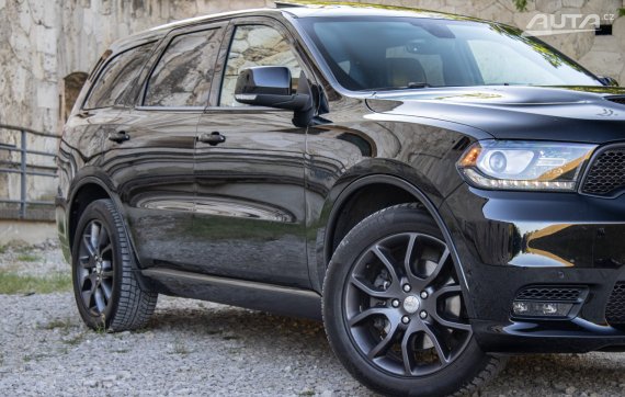 Dodge Durango R/T 5.7 HEMI V8 268 kw AT/8 2018 7-miest. /AJ NA SPLÁTKY/PROTIÚČET 2018 černá