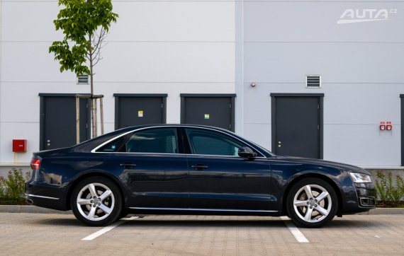 Audi A8 3.0 TDI V6 Quattro Tiptronic / TOP STAV / Aj na splátky / Aj protiúčet / 2017 modrá