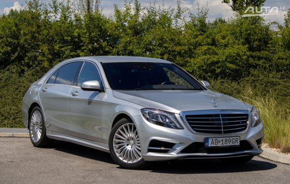 Mercedes-Benz S 500 Long 4MATIC AMG Line / AJ NA SPLÁTKY / PROTIÚČET / 2013 stříbrná metalíza