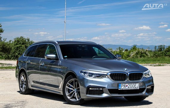 BMW Rad 5 Touring G31 530d xDrive A/T / AJ NA SPLÁTKY / PROTIÚČET / 2018 šedá