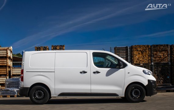 Peugeot Expert 2021 šedá