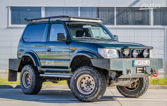 Toyota Land Cruiser 90 3.0 TD GX 92kW M5 3d. (1996-2001) 2000 zelená