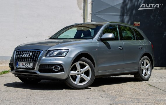 Audi Q5 2.0 TDI DPF quattro S tronic  S-Line 125kW / NA SPLÁTKY / NA PROTIÚČET 2010 - hlavní pohled
