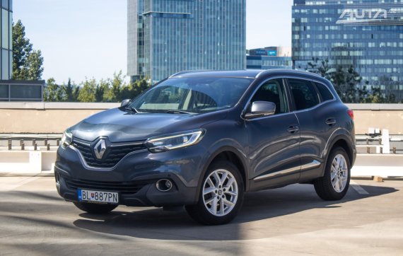 Renault Kadjar Energy TCe 130 Life / AJ NA SPLÁTKY / PROTIÚČET / 2017 - hlavní pohled