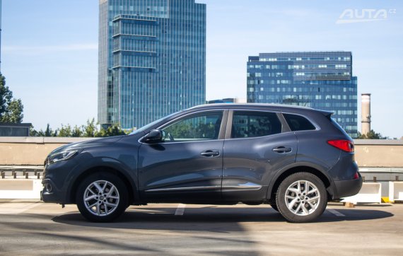 Renault Kadjar Energy TCe 130 Life / AJ NA SPLÁTKY / PROTIÚČET / 2017 šedá