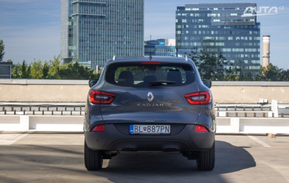 Renault Kadjar Energy TCe 130 Life / AJ NA SPLÁTKY / PROTIÚČET / 2017 šedá