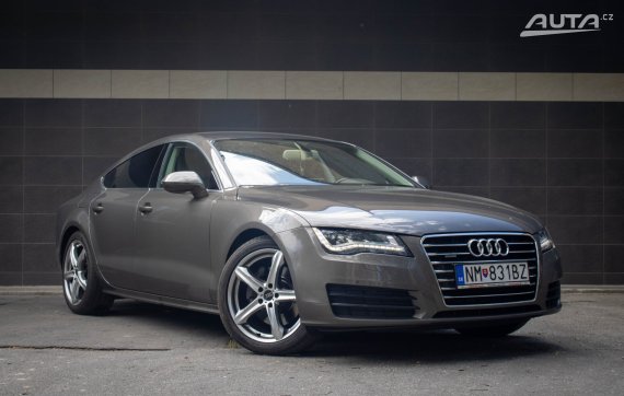 Audi A7 Sportback 3.0 TDI 180kW Quattro S-tronic / AJ NA SPLÁTKY / PROTIÚČET / 2011 šedá