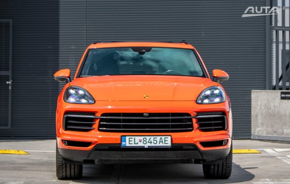 Porsche Cayenne E-HYBRID 2021, 250kW 2021 oranžová