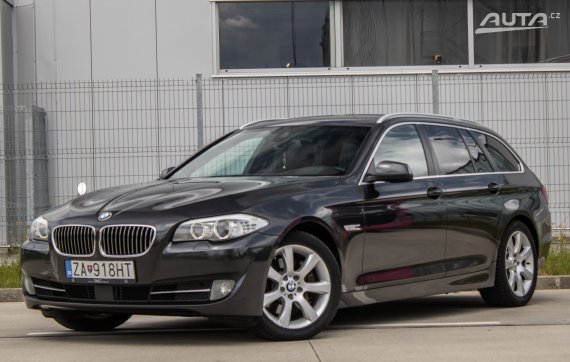 BMW Rad 5 Touring 525d AT 160kW218HP A8 / AJ NA SPLÁTKY / PROTIÚČET 2013 - hlavní pohled
