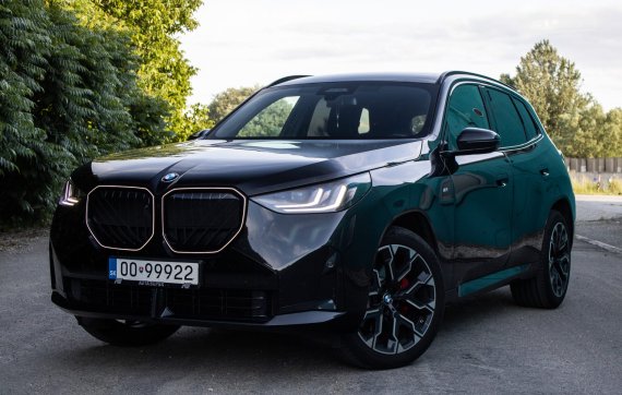 BMW X3 xDrive20d A/T mHEV, 145kW (2025) / AJ NA SPLÁTKY / PROTIÚČET / 2025 - hlavní pohled