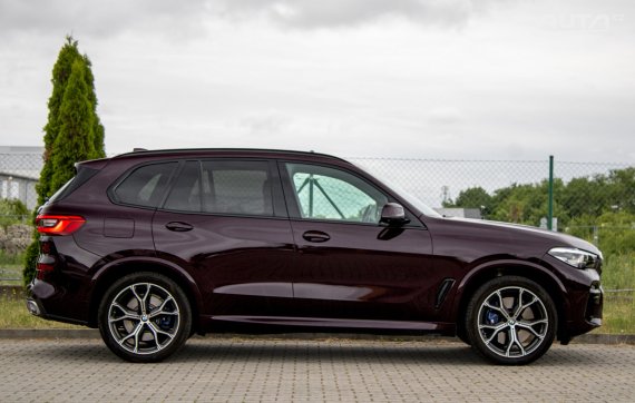 BMW X5 xDrive30d A/T 2019 fialová