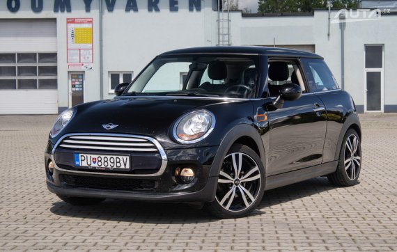 Mini Cooper F56 2015 - hlavní pohled