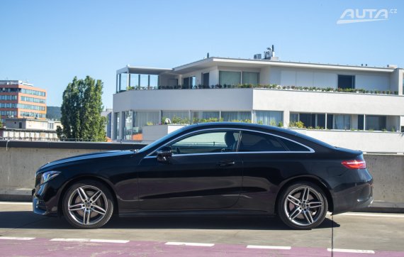 Mercedes-Benz E trieda Kupé 450 4matic A/T 2020 černá