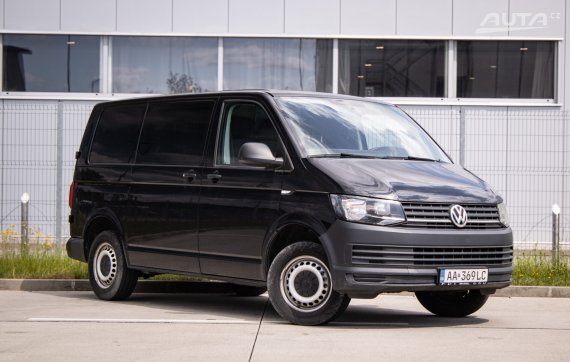 Volkswagen Transporter VW  2.0TD 103kW BMT DSG7 / AJ NA SPLÁTKY / PROTIÚČET 2016 černá