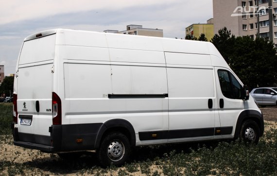 Peugeot Boxer 2.0 BlueHDi 160k 435 L4 2017 bílá