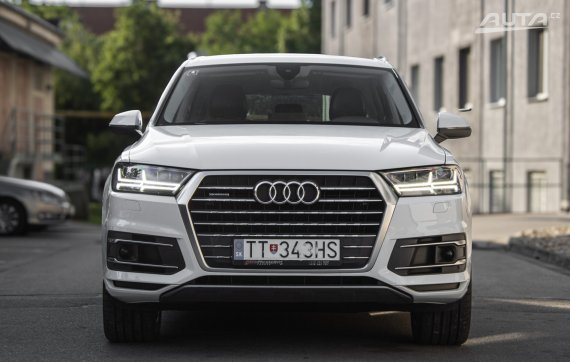 Audi Q7 2016, 3.0, 200kW 2016 bílá
