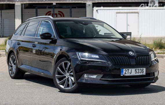 Škoda Superb Combi 2.0 TSI L&amp;K DSG, 162kW (2015) / AJ NA SPLÁTKY / PROTIÚČET / 2015 černá