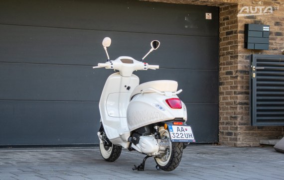 Vespa Sprint 125 ABS Justin Bieber Edition 2022 bílá