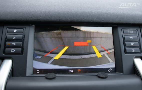 Land Rover Discovery Sport 2.0D D150  AWD A/T 2020 bílá