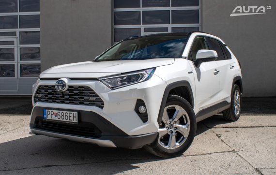 Toyota RAV4 2.5 Hybrid e-CVT Executive AWD, 131kW, A1, 5d. /AJ NA SPLÁTKY/PROTIÚČET 2019 - hlavní pohled
