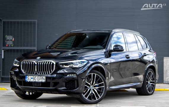 BMW X5 xDrive30d mHEV A/T / AJ NA SPLÁTKY / PROTIÚČET / 1. MAJITEĽ / 2022 - hlavní pohled