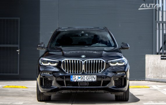 BMW X5 xDrive30d mHEV A/T / AJ NA SPLÁTKY / PROTIÚČET / 1. MAJITEĽ / 2022 černá