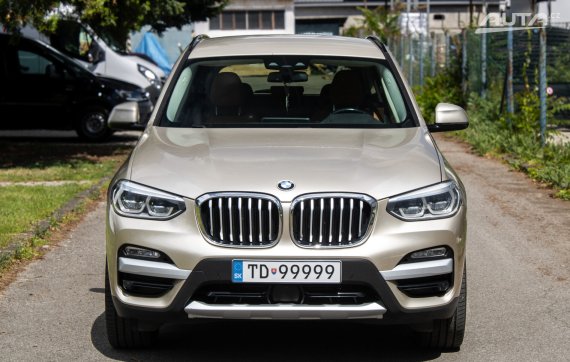 BMW X3 xDrive30d xLine / 195kW / A8 / ZÁRUKA / AJ NA SPLÁTKY / PROTIÚČET 2019 hnědá