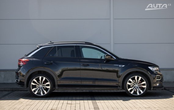 Volkswagen T-Roc 2.0 TDI Sport R-Line DSG / 110kW / A7 / ZÁRUKA / AJ NA SPLÁTKY / PROTIÚČET 2019 černá