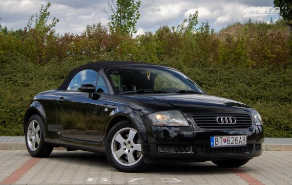 Audi TT Roadster 1.8 T 110 kW / AJ NA SPLÁTKY / PROTIÚČET / 2002 černá