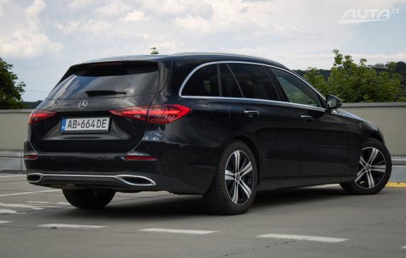 Mercedes-Benz C trieda Kombi 180 mHEV A/T 2024 černá