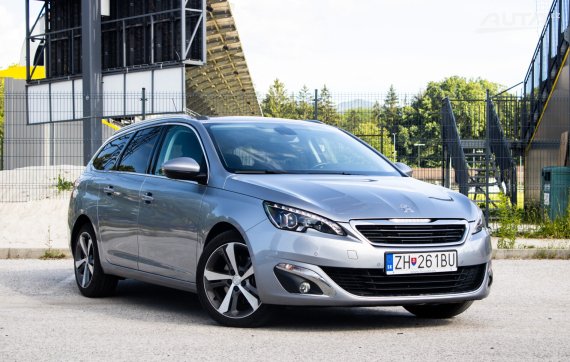 Peugeot 308 Break/SW SW 2.0 BlueHDi Allure / AJ NA SPLÁTKY / PROTIÚČET / 2015 šedá