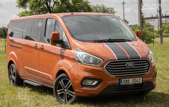 Ford Tourneo Custom 2.0 TDCi 2019 oranžová