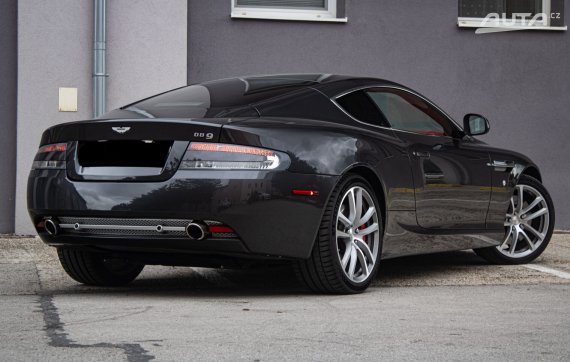 Aston Martin DB9 6.0 V12 351kW AT 2014 / AJ NA SPLÁTKY / PROTIÚČET / 2014 šedá