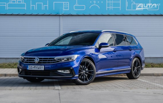 Volkswagen Passat Variant 2.0 TDI R-Line 4M/IQ/Dyn/Ťažn/ACC/Nelak/AJ NA SPLÁTKY/PROTIÚČET 2019 - hlavní pohled