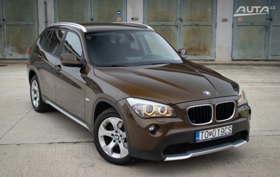 BMW X1 18d xDrive 2011 hnědá