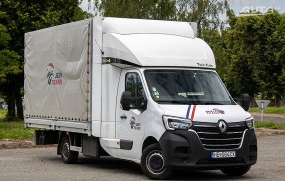 Renault Master 2.3cdi TwinCab / 120kW / M6 / AJ NA SPLÁTKY / PROTIÚČET 2023 bílá