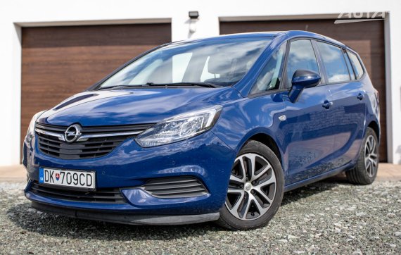 Opel Zafira TOURER 96kW 7-Miestne AT/6 / AJ NA SPLÁTKY / PROTIÚČET 2018 - hlavní pohled