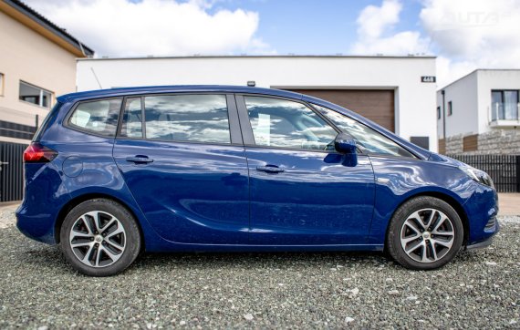 Opel Zafira TOURER 96kW 7-Miestne AT/6 / AJ NA SPLÁTKY / PROTIÚČET 2018 modrá