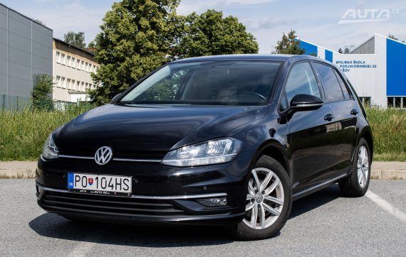 Volkswagen Golf 1.5 TSI Comfortline DSG, 110kW (2017) / AJ NA SPLÁTKY / PROTIÚČET / 2017 - hlavní pohled