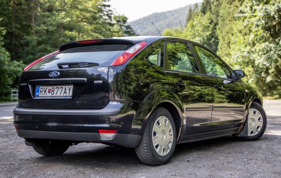 Ford Focus 66kW MT/5 / AJ NA SPLÁTKY / PROTIÚČET 2007 černá