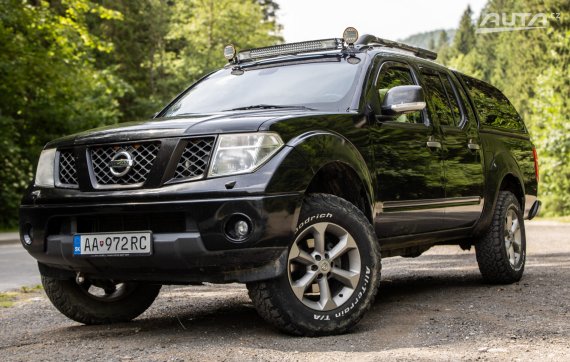 Nissan Navara 126kW AWD / AJ NA SPLÁTKY / PROTIÚČET 2009 - hlavní pohled