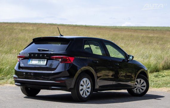 Škoda Fabia 2023 černá