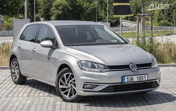 Volkswagen Golf 7 1.5 TSI 2017 šedá