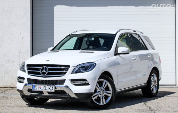 Mercedes-Benz ML 350 BlueTEC 4MATIC 190kW / AJ NA SPLÁTKY / PROTIÚČET / 2015 - hlavní pohled