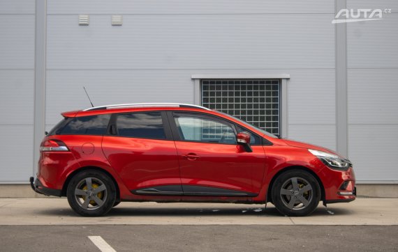 Renault Clio Grandtour 1.2 16V Advantage 2018 červená
