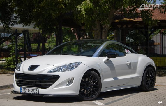 Peugeot RCZ 1.6 THP 200k / AJ NA SPLÁTKY / PROTIÚČET / 2011 - hlavní pohled