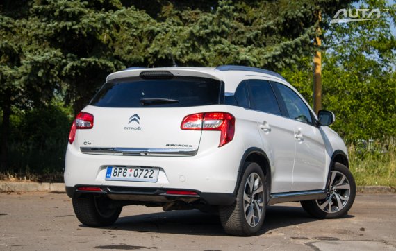 Citroën C4 Aircross Exclusive 2015 bílá