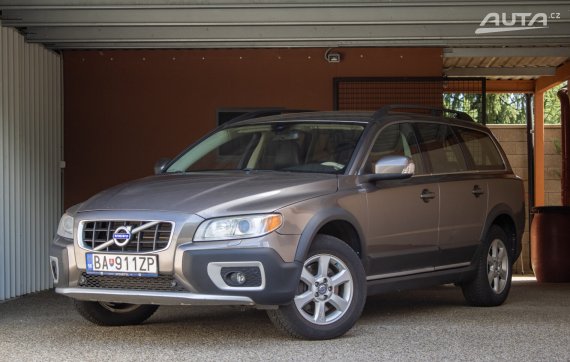 Volvo XC70 D5 151 kW AWD 2010 - hlavní pohled