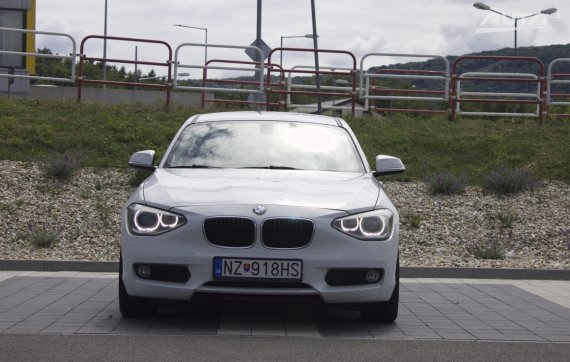 BMW Rad 1 116d 2011 bílá