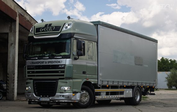 DAF XF 105.460 4x2 / NA SPLÁTKY / NA PROTIÚČET 2006 - hlavní pohled